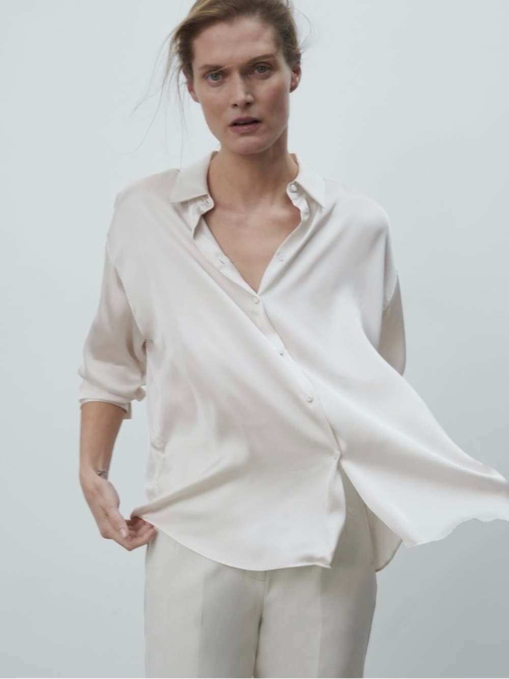 Zara Silky Cream Button-Up Oversized shirt size XS